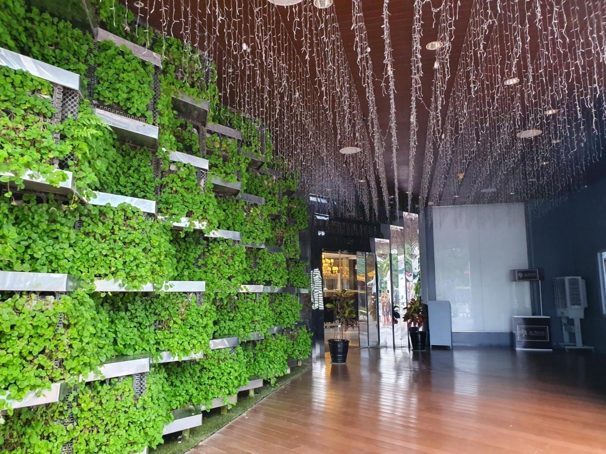 Davis Place At Azure Apartment Manila